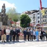 14 MAYIS ECZACILAR GÜNÜ ANITA ÇELENK KOYMA TÖRENİMİZ!